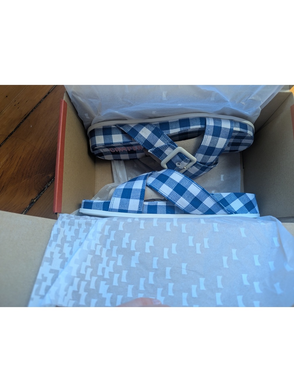 NIB CAMPER NAVY AND WHITE GINGHAM ATONIK CROSS STRAP SANDALS SIZE 8  RUNS SMALL - Picture 8 of 9